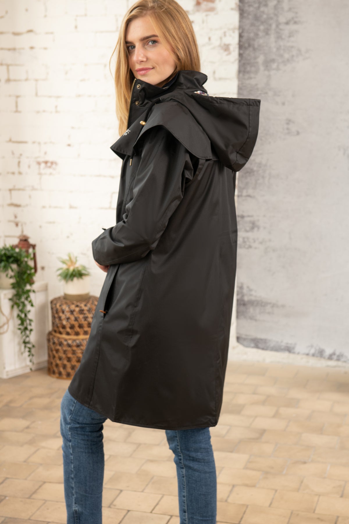 Outrider 3/4 Length Waterproof Raincoat - Black